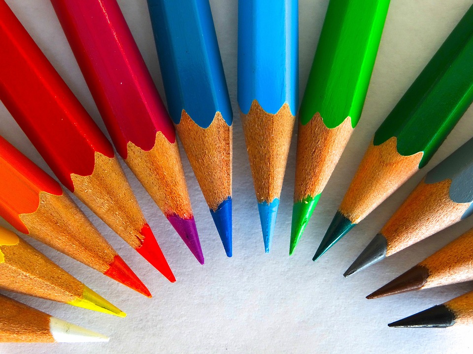 colour-pencils-450621_960_720